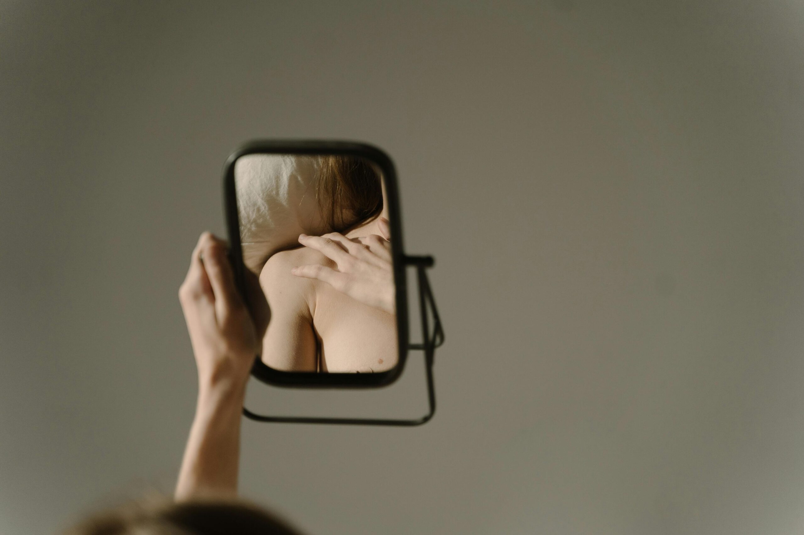 Understanding the Similarities Between Gender Dysphoria and Body Dysmorphia